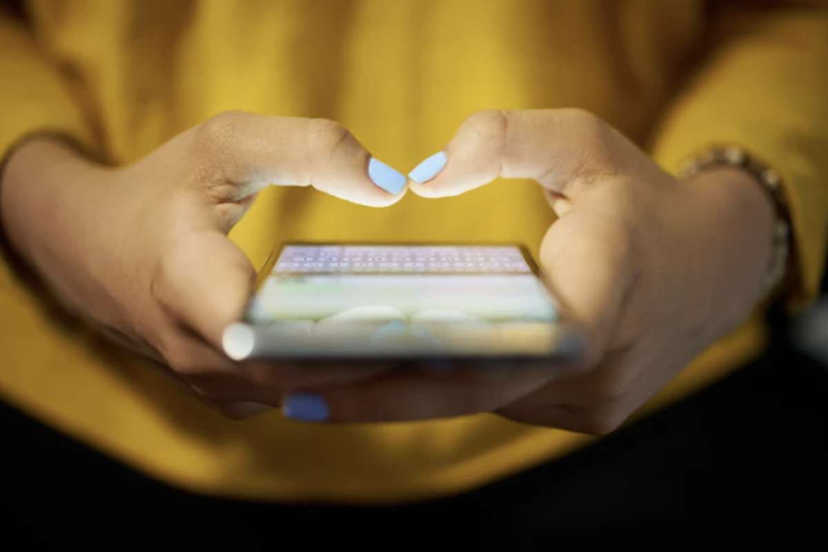 L’intervento di Meta si inserisce in un contesto globale in cui le truffe digitali rappresentano una minaccia in costante crescita,