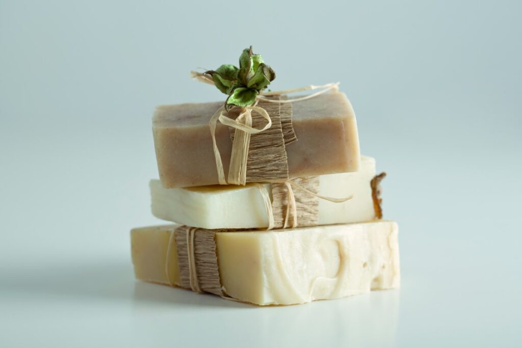 Lavare i piatti con il sapone Alga: idea geniale o disastro in cucina?